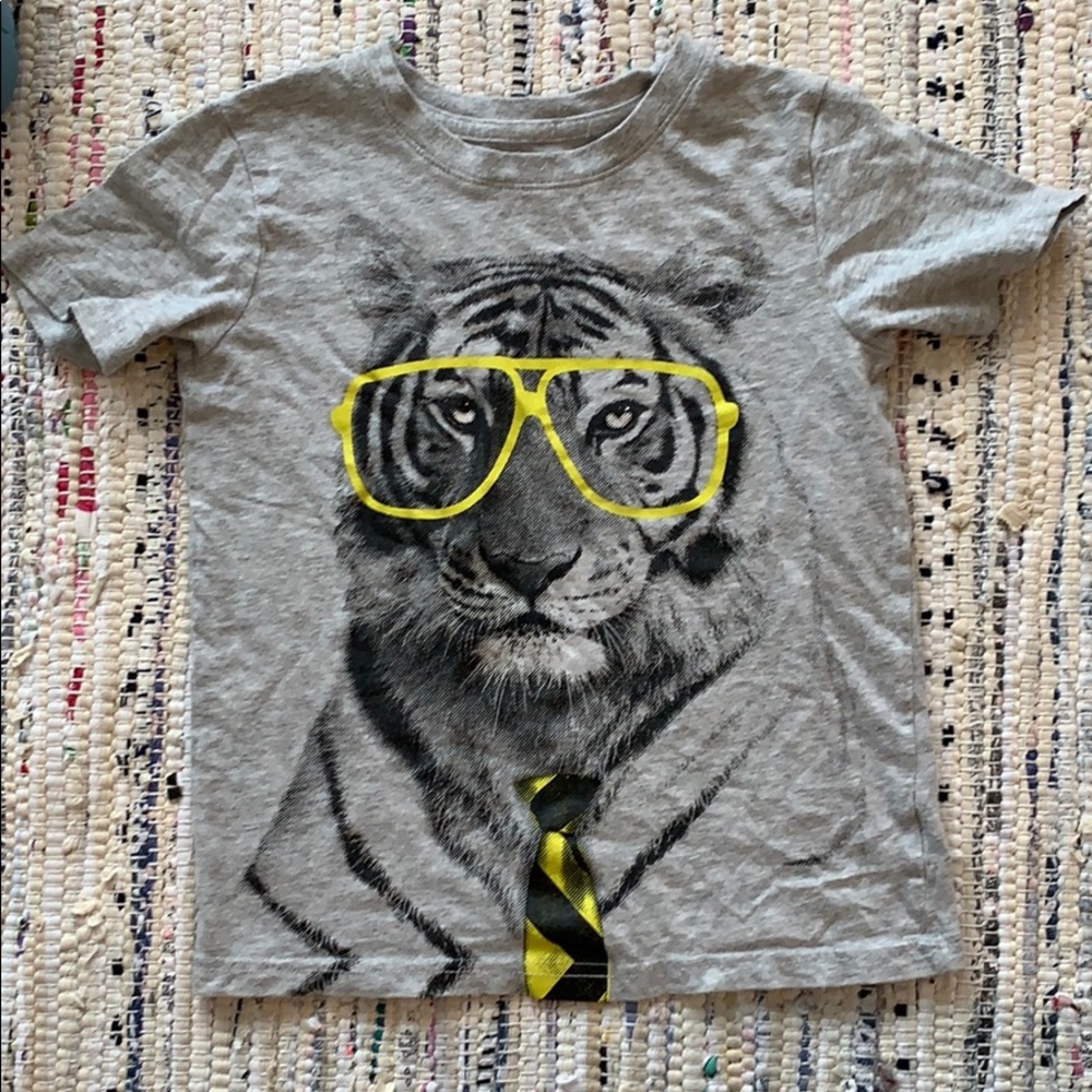Boys t-shirts, lightweight sweatshirt, & 2 tanks